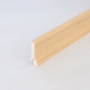 Плинтус дуб арт. 014