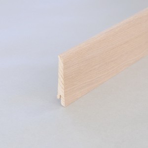 Плинтус дуб беленый лак арт. 015